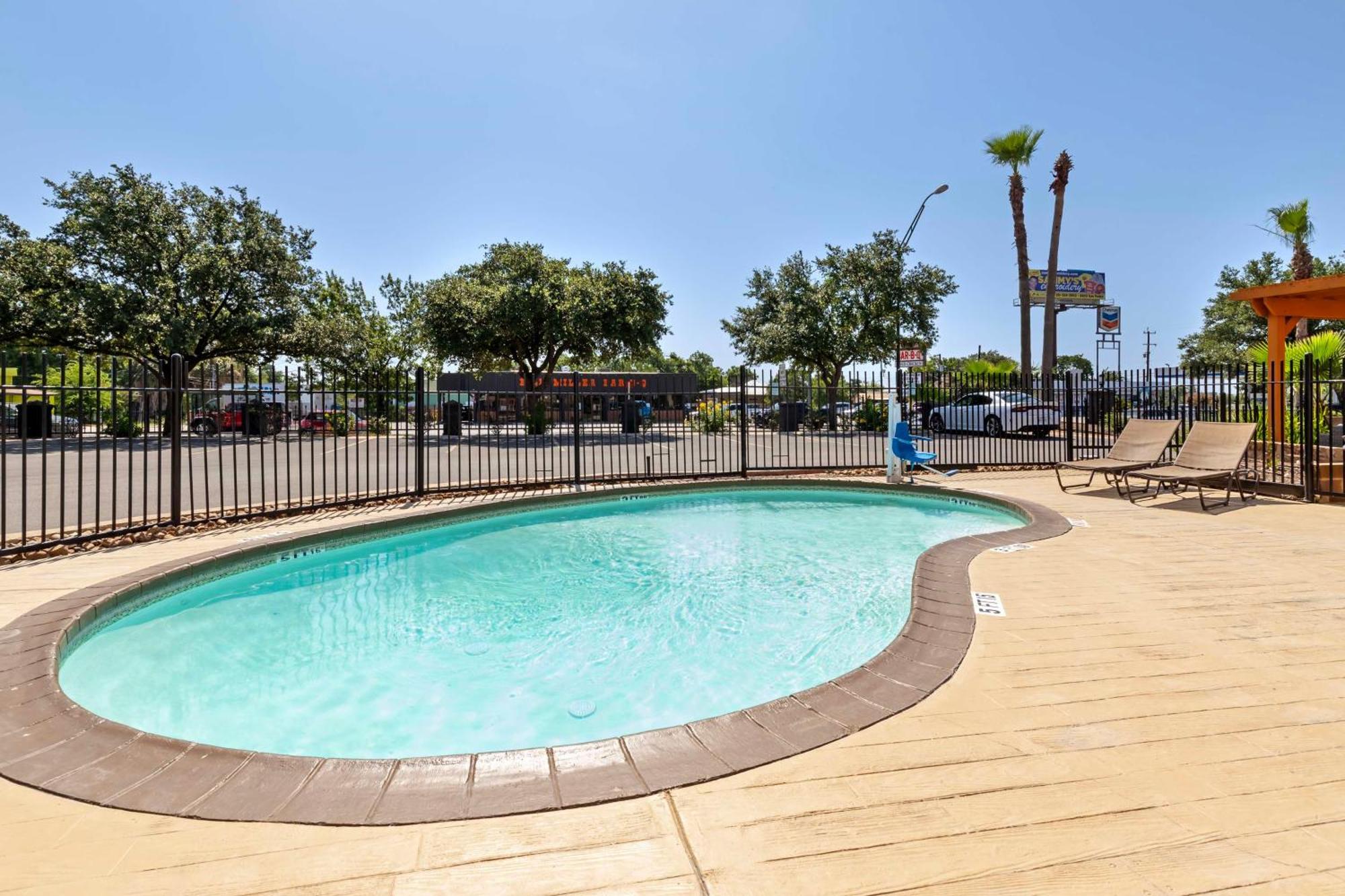 Best Western Plus Downtown North San Antonio Eksteriør billede